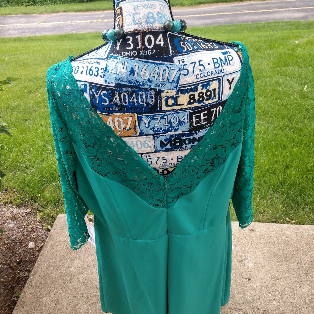 Dress - Picture 4 of 6